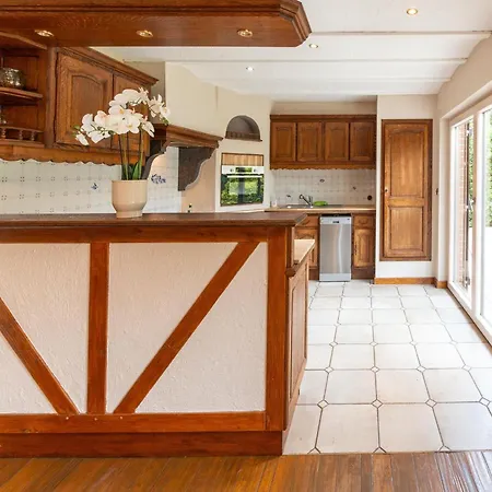 Stunning For 5 Adults In בית נופש *