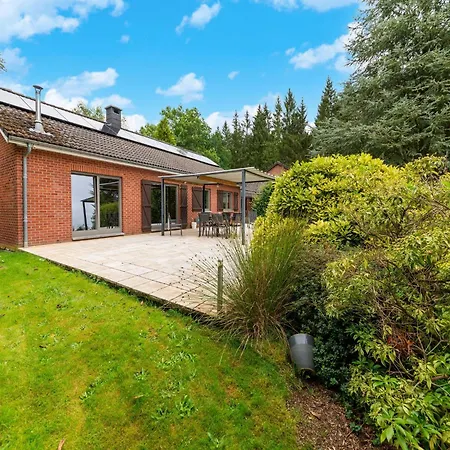 Stunning In (adults Only)