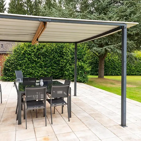 Stunning In (adults Only)